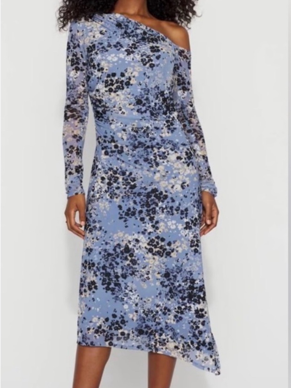 White House Black Market Periwinkle Floral One-Shoulder Midi Dress. Medium